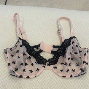 Victoria's Secret Pink and Black Bow Lace Bra